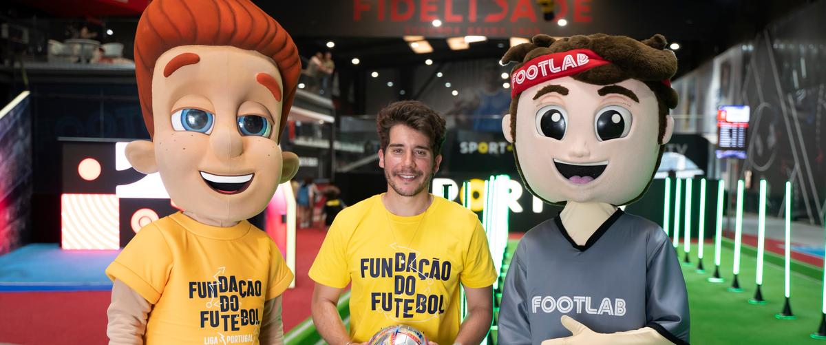Ricardo de Sá participa na ação Futebol Solidário