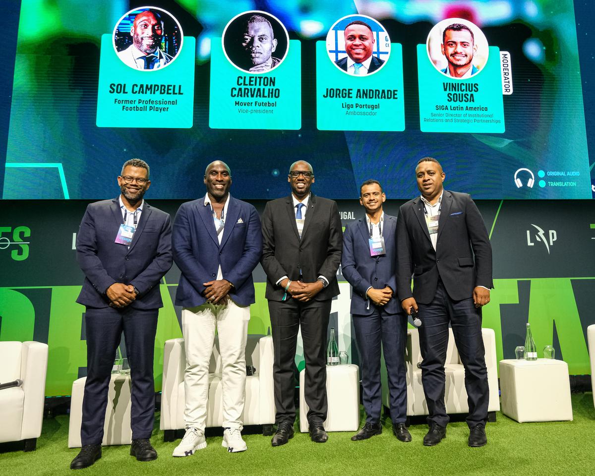Futebol na linha da frente contra o racismo 