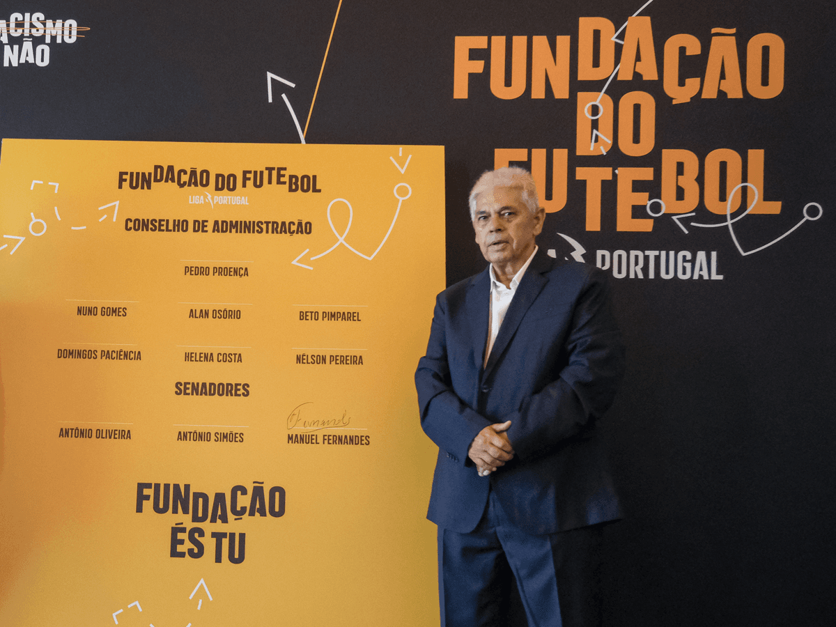 Senador Manuel Fernandes distinguido na Gala Honoris Sporting 