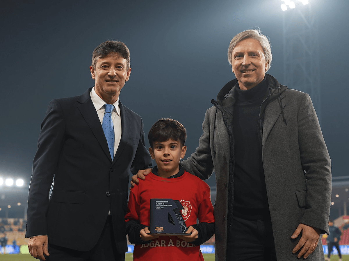 “Eu só quero jogar à bola”: Gil Vicente FC recebeu Prémio de Responsabilidade Social de janeiro