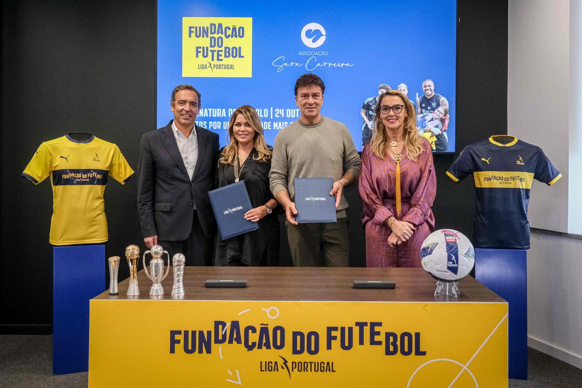 Protocolo assinado entre Fundação do Futebol e Associação Sara Carreira