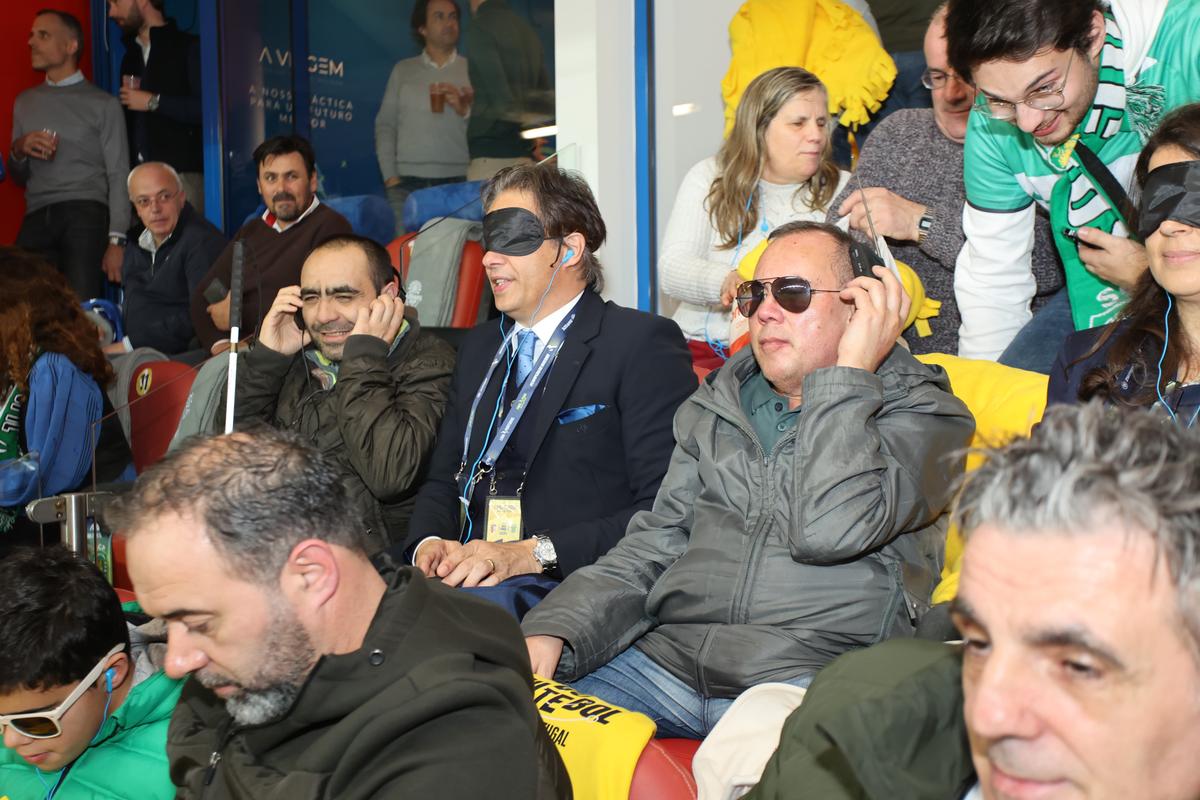 Nuno Gomes e Helena Costa viveram o jogo através da audiodescrição